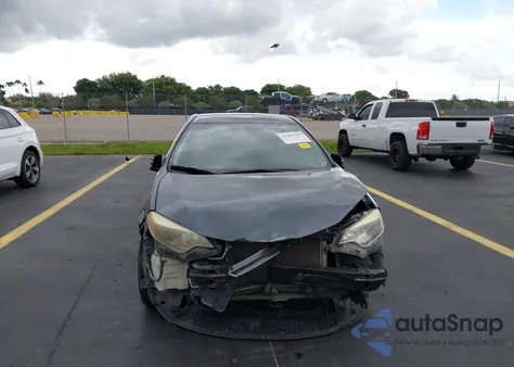 2015 Toyota Corolla Le из США, поврежденный, VIN 2T1BURHE2FC317293